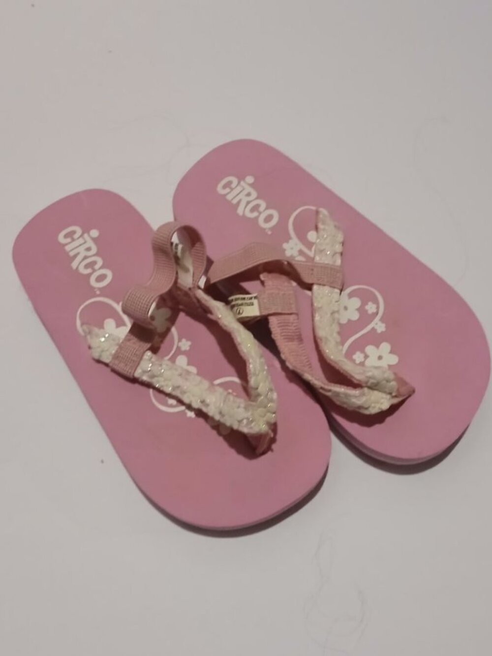 Circo Girls 7 Pink Flip Flops